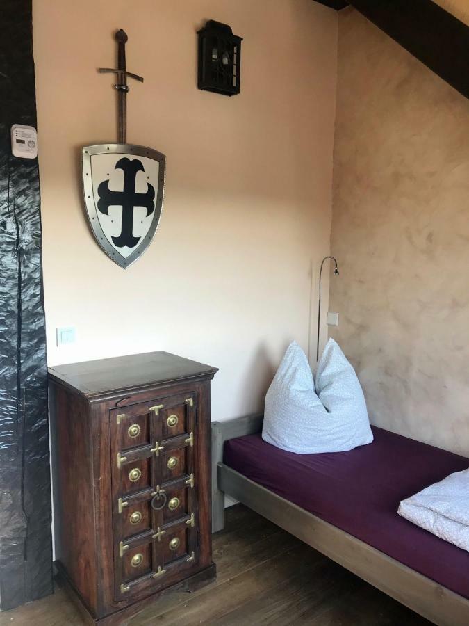 Ferienwohnung Wachstube Mit 3 Schlafraeumen Im Rittergut Leppersdorf Wachau Exterior photo